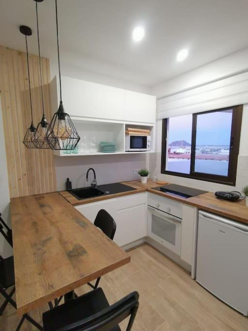 Apartamento Con Vistas Al Mar En El Centro De كوراليهو المظهر الخارجي الصورة