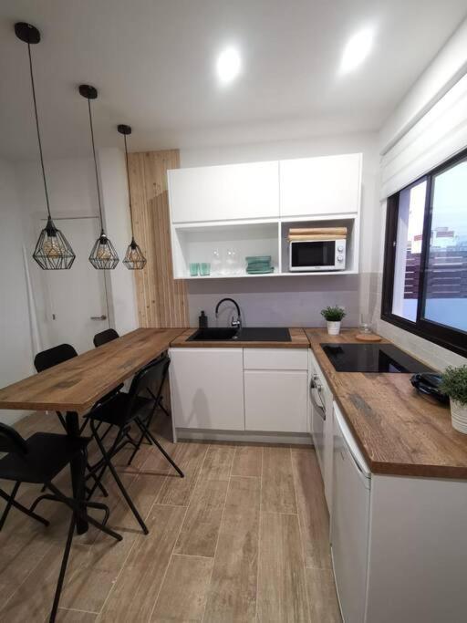 Apartamento Con Vistas Al Mar En El Centro De كوراليهو المظهر الخارجي الصورة